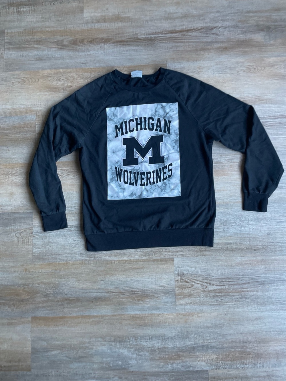 Stadium Athletics University OF Michigan Sweat-shirt, Size Mens Large U of M